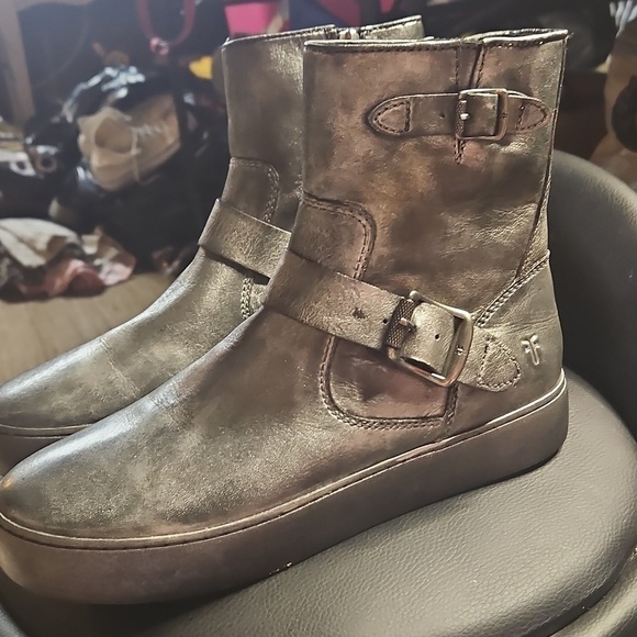 Frye Shoes - FRYE Women's Lena Engineer Size 6.5
